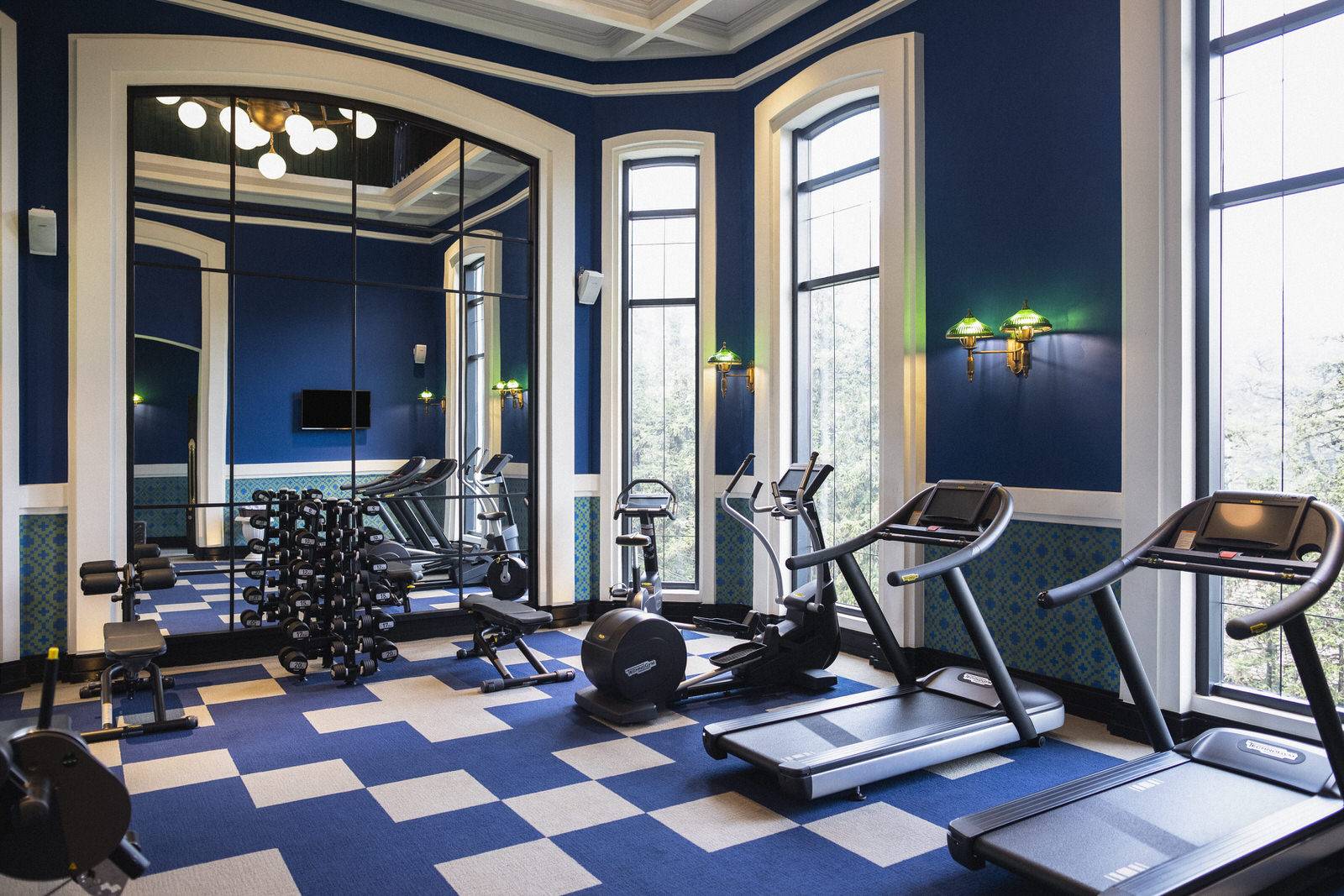 Phòng tập gym với những trang thiết bị tiên tiến và hiện đại