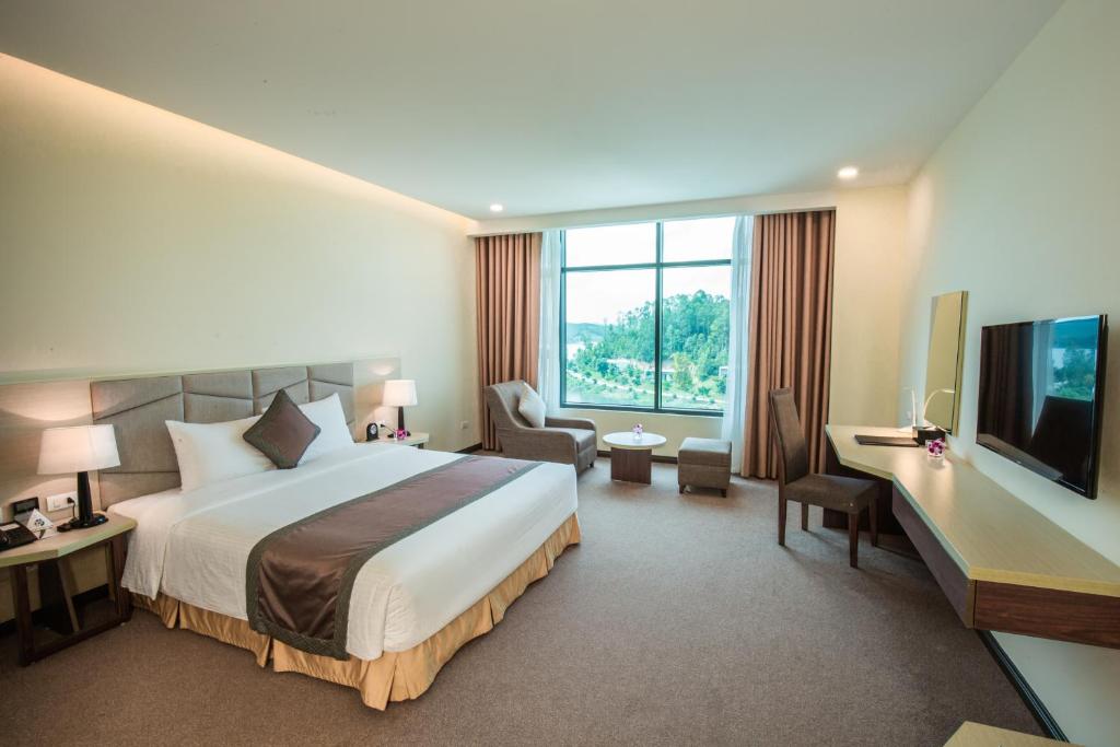 Phòng Royal Suite đẳng cấp và tinh tế