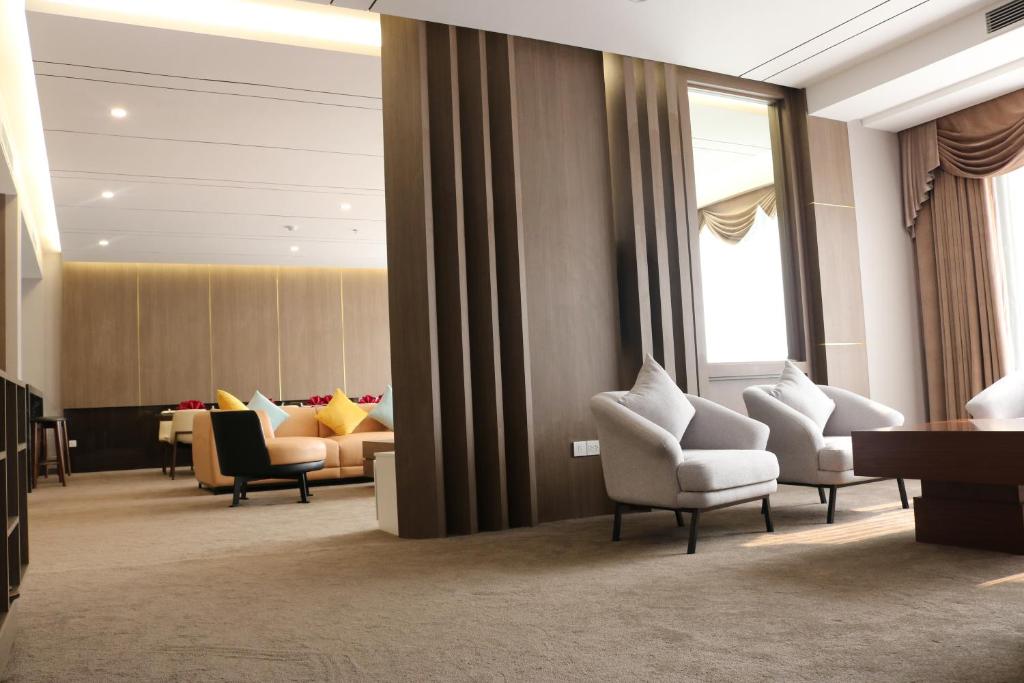 Không gian lộng lẫy và xa hoa của phòng tổng thống tại khách sạn Mường Thanh Luxury Sơn La