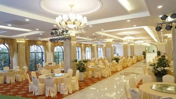 Không gian của một góc tiệc cưới sang trọng 