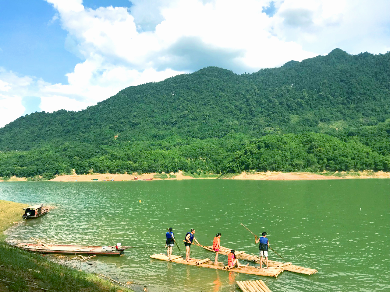 Chèo bè mảng