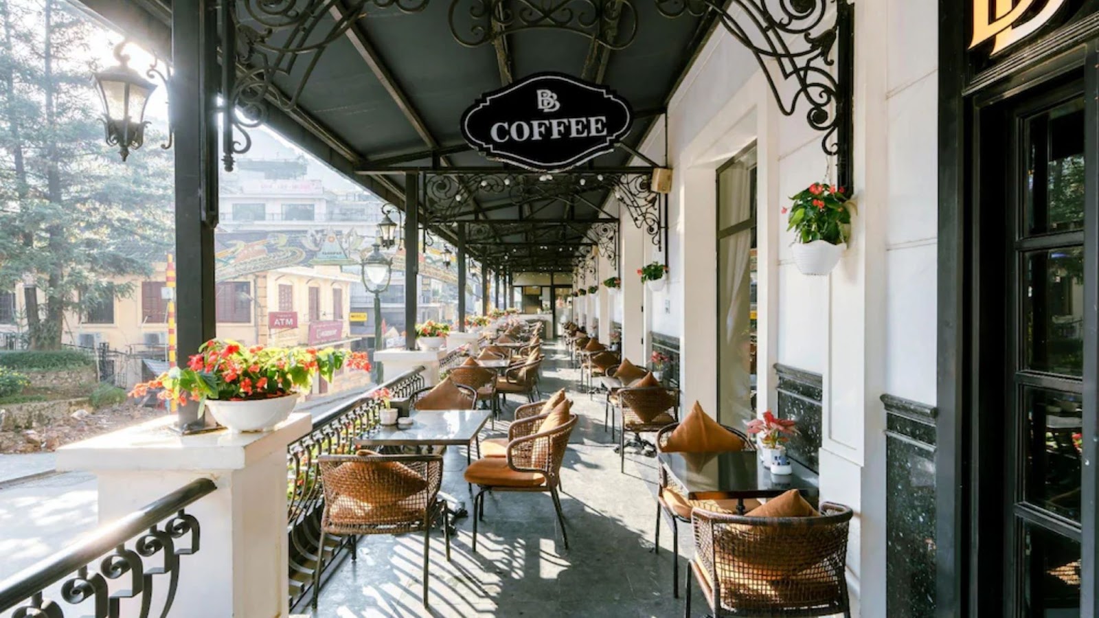 Terrace Coffee nằm tại tầng 1 của BB Hotel Sapa
