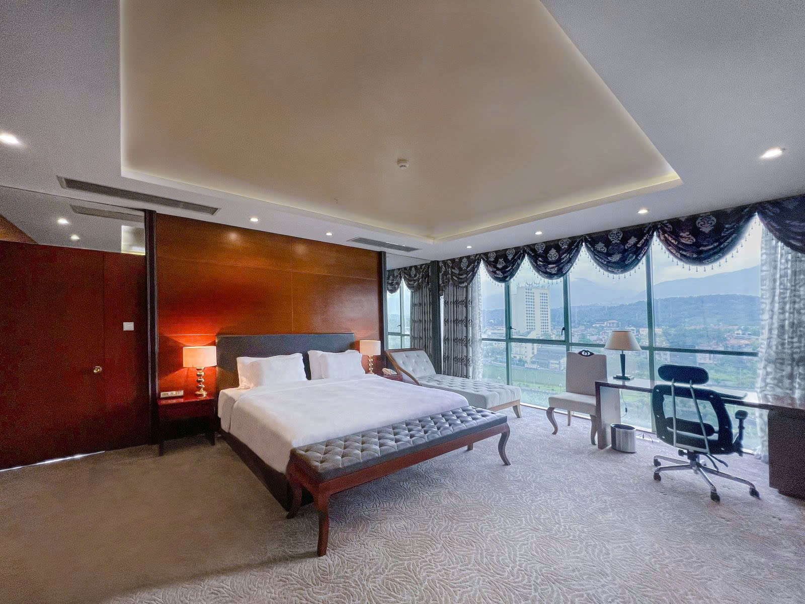 Phòng Presidential Suite là biểu tượng của sự xa hoa và đẳng cấp