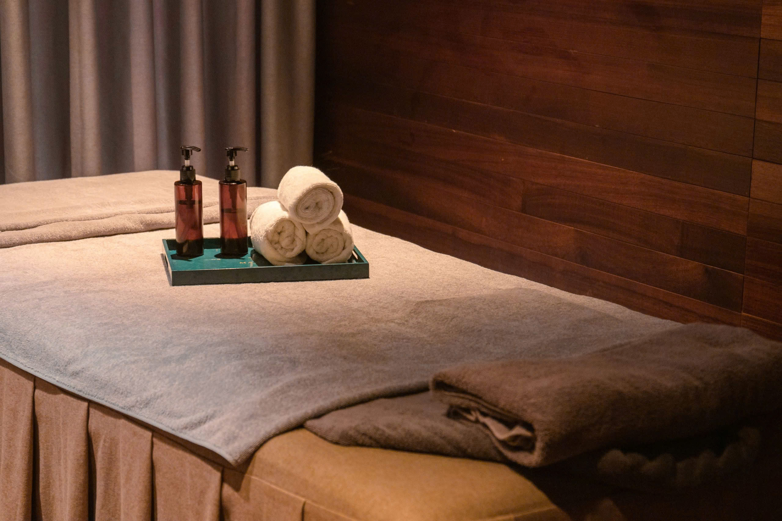 Mandala Retreats Kim Bôi cung cấp các dịch vụ spa và trị liệu chuyên nghiệp